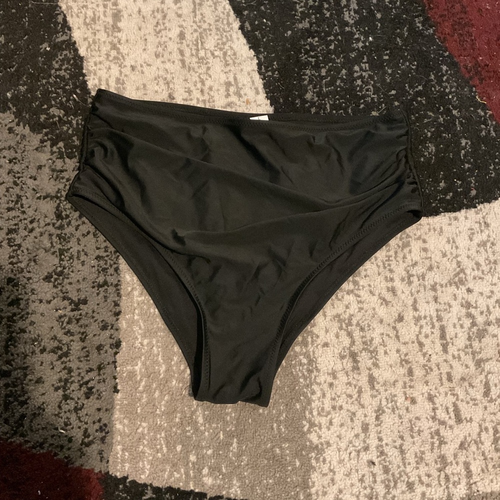 Women’s high waisted black swimsuit bottom size large